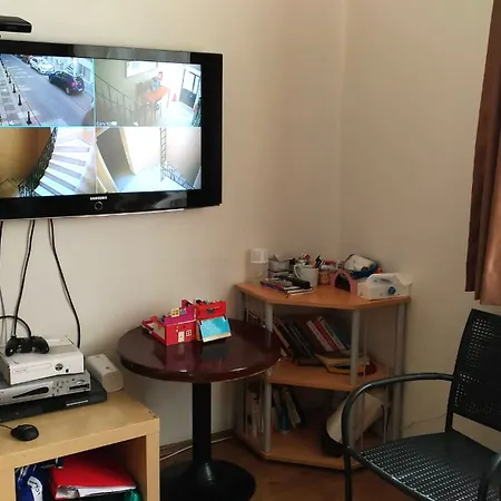 Kevin's Hostel *